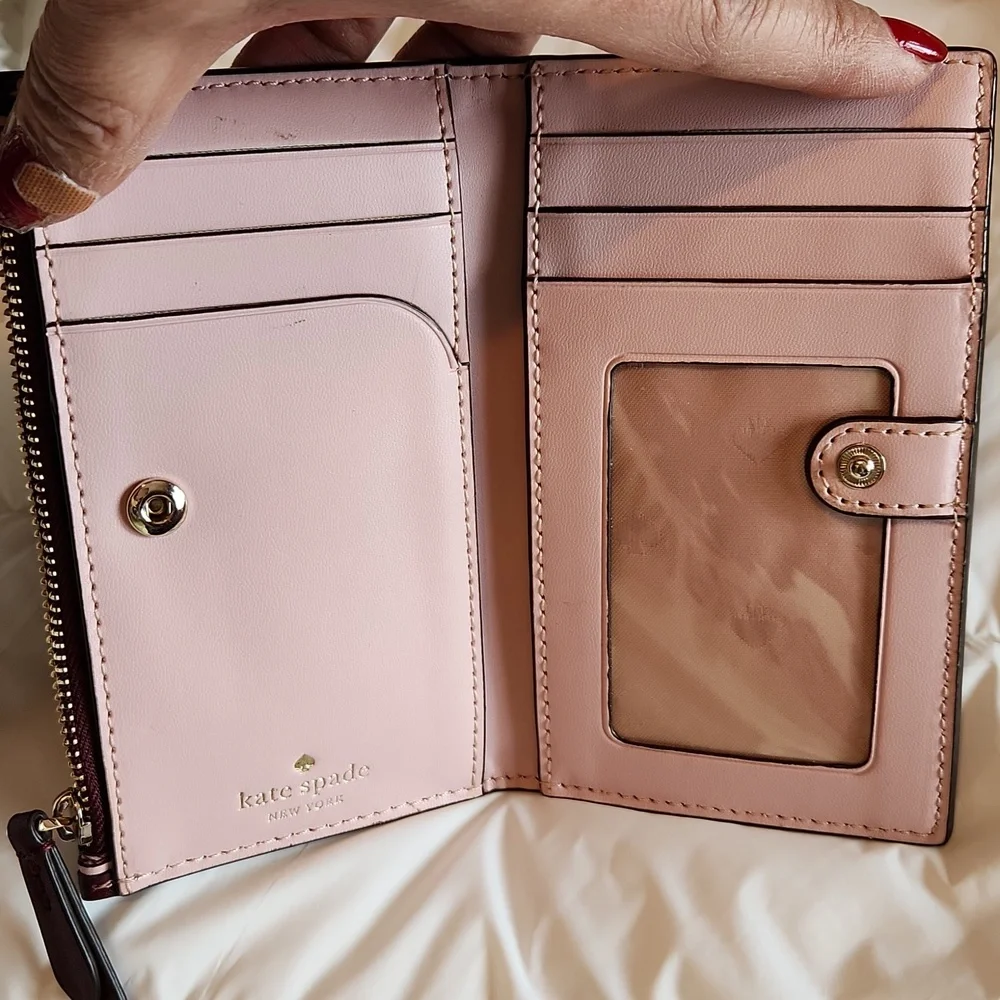 Wallet - Picture 3 of 5